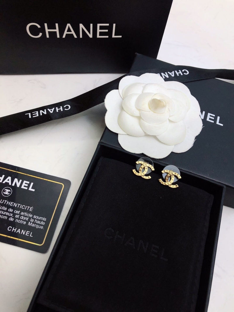 Ch**el earrings